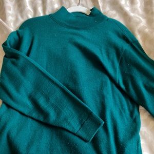 Vintage Dark Green Sweater